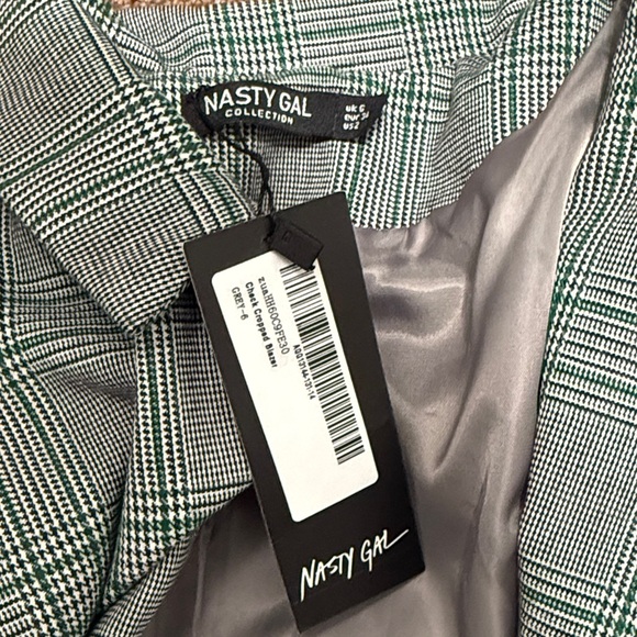 NastyGal Gray Plaid Blazer and skirt set - Picture 2 of 3